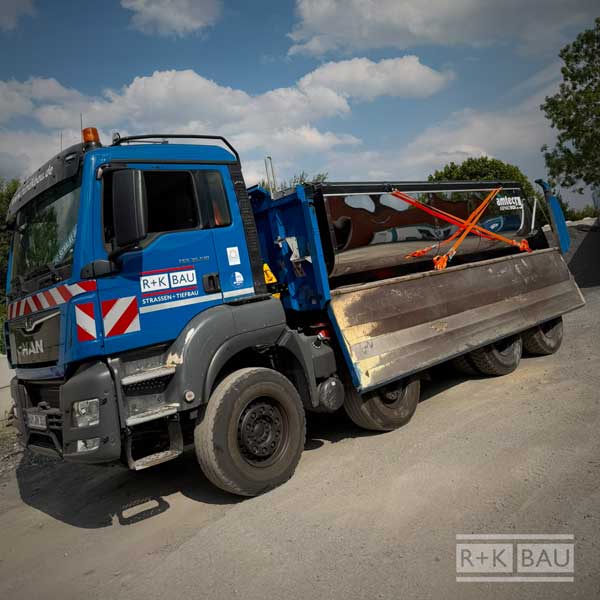 r+k-bau-fuhrpark-asphaltthermocontainer-01